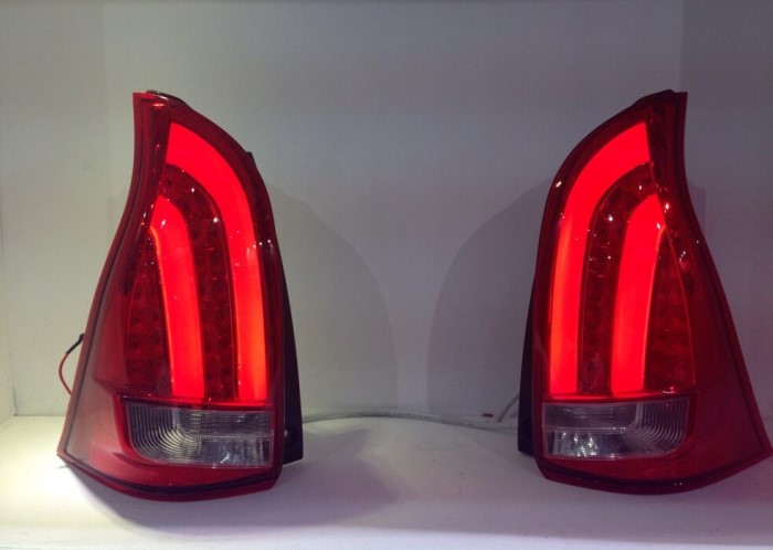 Innova Type 4 Taillight